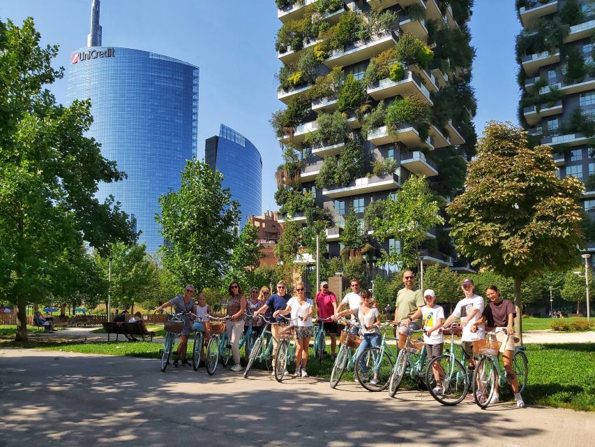 Milan: Highlights and Hidden Gems Guided Bike Tour - Experience the Route