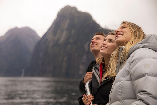 Milford Sound Sightseeing Cruise With Optional Picnic or Buffet - Marine Life Encounters