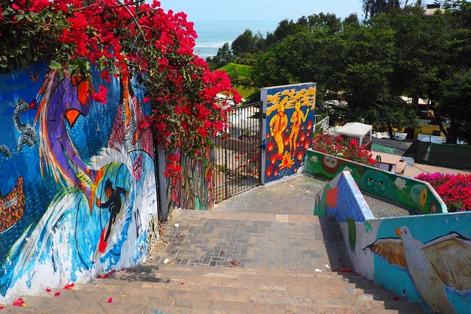 Miraflores, Barranco & San Isidro - Districts Tour - Experience With Knowledgeable Guides