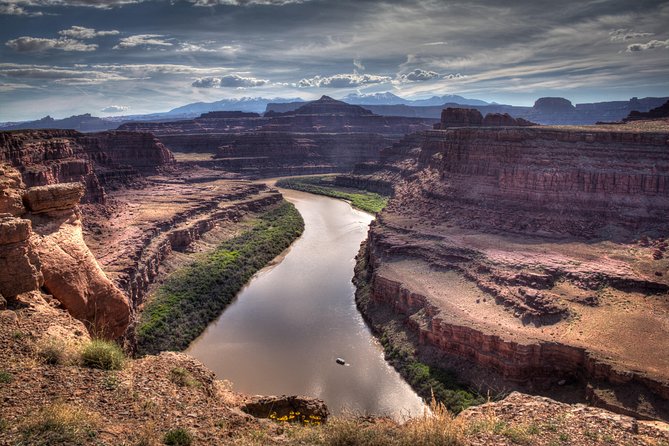 Moab Combo: Colorado River Rafting and Canyonlands 4X4 Tour - 4WD Canyonlands Exploration