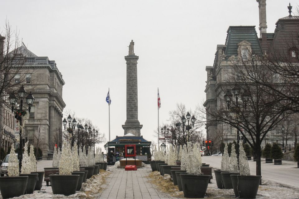 Montreal: First Discovery Walk and Reading Walking Tour - Itinerary and Key Stops