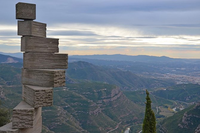 Montserrat 7-Hour Private Tour From Barcelona With Lunch - Guest Experiences and Reviews
