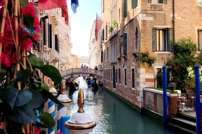 Morning Walking Tour of Venice Plus Gondola Ride - Meeting Point and Accessibility