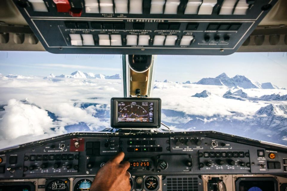 Mountain Everest Scenic Flight With Airport Transfer - Experience Highlights