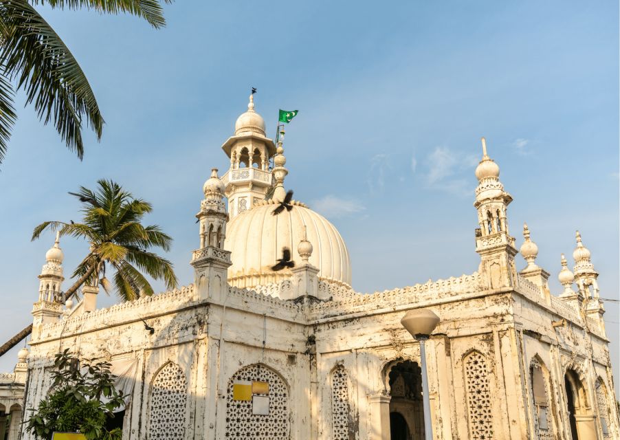 Mumbai: Temples and Shrines Guided Walking Tour - Starting and Ending Locations