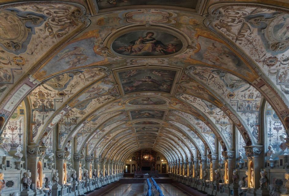 Munich: Private Guided Walking Tour With Residenz Museum - Residenz Museum Highlights