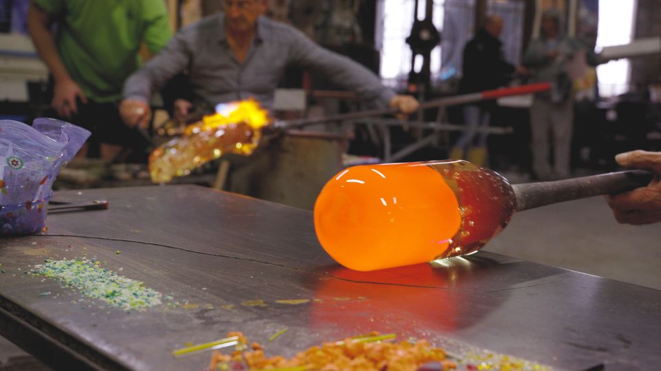 Murano: Glass Blowing Experience at Gino Mazzuccato Factory - Location and Accessibility