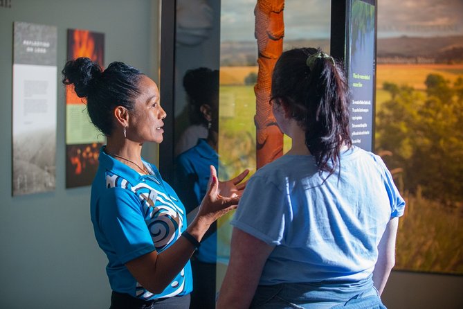 Museum of New Zealand Te Papa: Mana Māori Tour - Meeting and Logistics