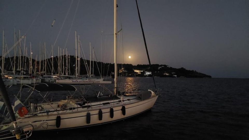 Mykonos: South Beaches Sailing Tour With Lunch and Transfers - Important Recommendations
