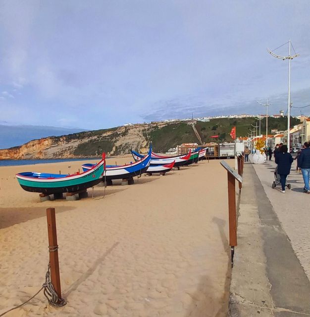 Nazaré & Óbidos - Private 7-Hour Tour From Lisbon - Lunch at Nazaré