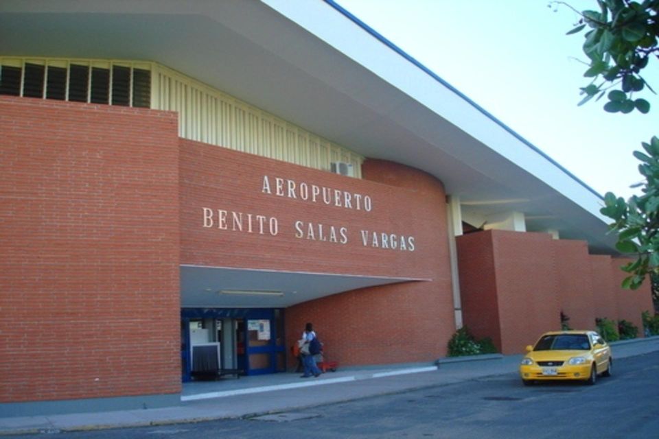 Neiva: Benito Salas Airport One Way Transfer - Experience and Comfort