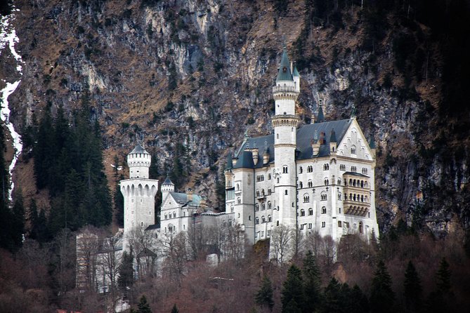 Neuschwanstein Castle and Linderhof Private Tour From Munich - Key Attractions
