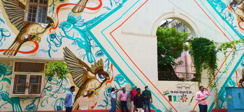 New Delhi: Lodhi Art District Cycling Tour With Breakfast - Tour Inclusions and Amenities