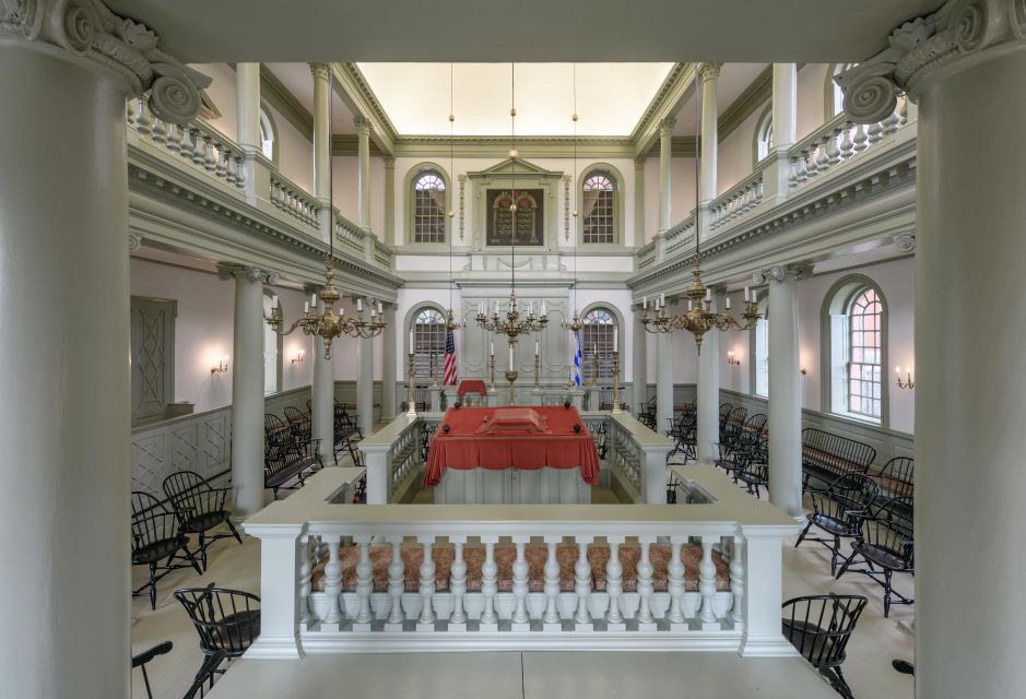 Newport: Touro Synagogue Entry and Guided Tour - Interactive Exhibits at Loob Center