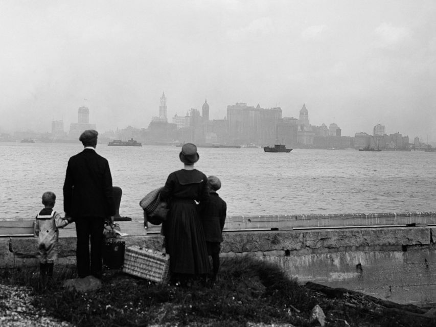 Nyc: Ellis Island Private Tour With Liberty Island Access - Highlights and Inclusions