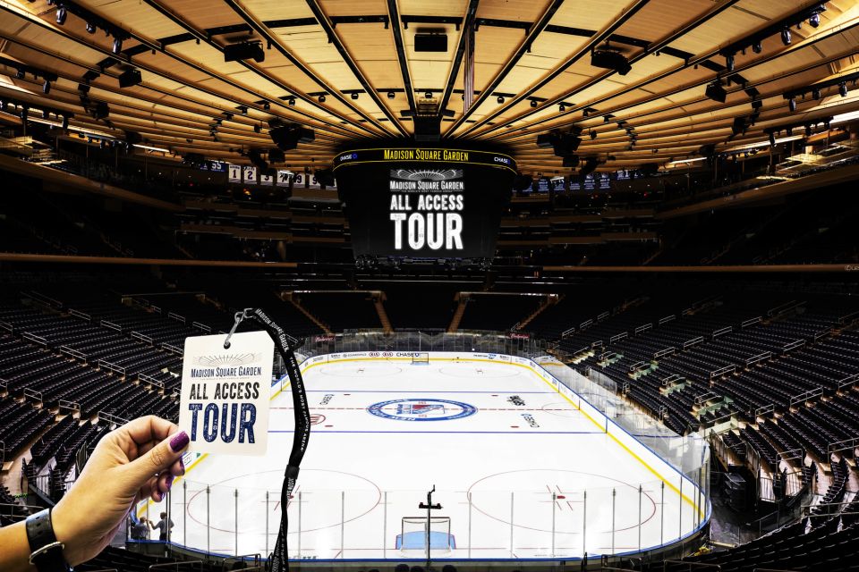 NYC: Madison Square Garden Tour Experience - Iconic Ceiling and Chase Bridge