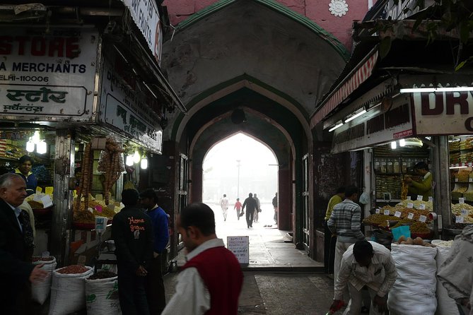 Old Delhi & Bicycle Rickshaw Adventure - Pickup and Confirmation Details