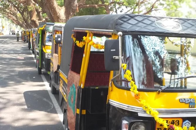 One Hour Backwater Tour and Tuk Tuk Tour in Kochi With Pickup - Pickup Information