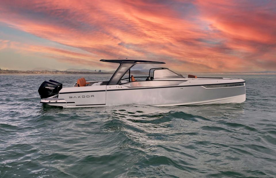 Paros: Private Paros and Antiparos Luxury Speedboat Tour - Experience and Customization