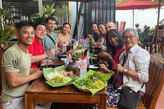 Phnom Penh Authentic Evening Food Tour 100% By Local - Tour Details