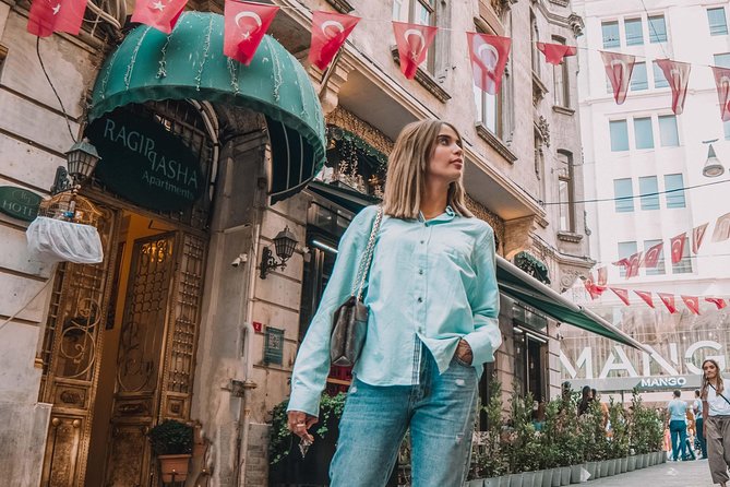 Photoshoot in Istanbul Professional Photographer - Photo Delivery Process Explained