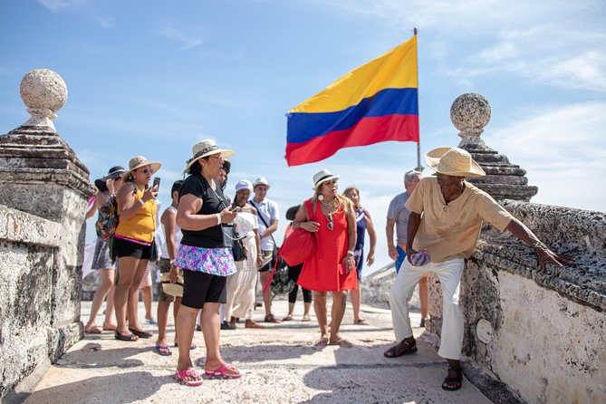 Playa Morena Beach Club Whith Lunch and Walking Tour of Fort San Fernando - Guest Experience and Reviews