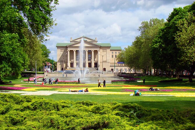 Poznań Experience 2-Hour Guided Walking Tour - Inclusions and Features