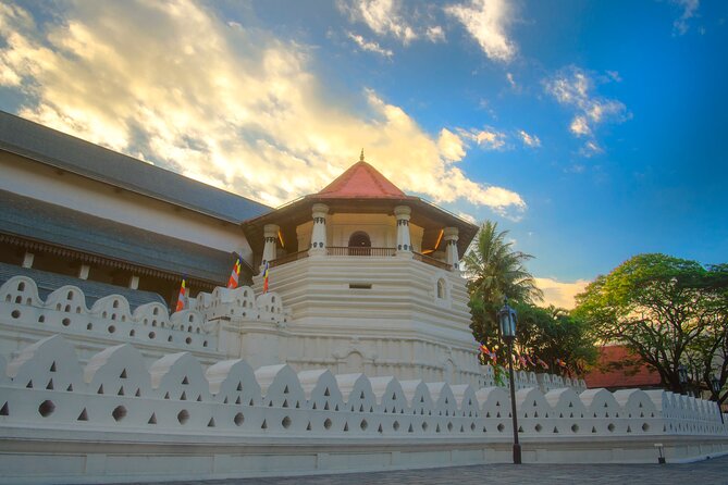 Private 7-Day Tour Around Sri Lanka - Included Amenities