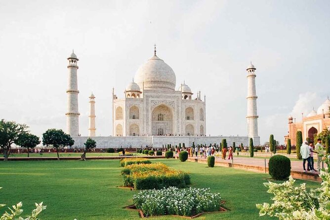 Private All-inclusive Taj Mahal and Agra Tour By Superfast Train - Train Travel Experience