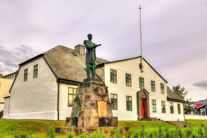 Private Bespoke 6-hour Reykjavik City Tour - Personalized Itinerary