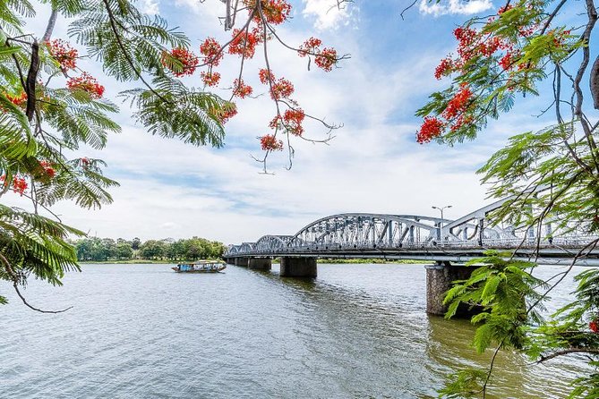 Private Car From Hue to Hoi an (Basic English Speaking Driver) - Pickup and Drop-off Locations