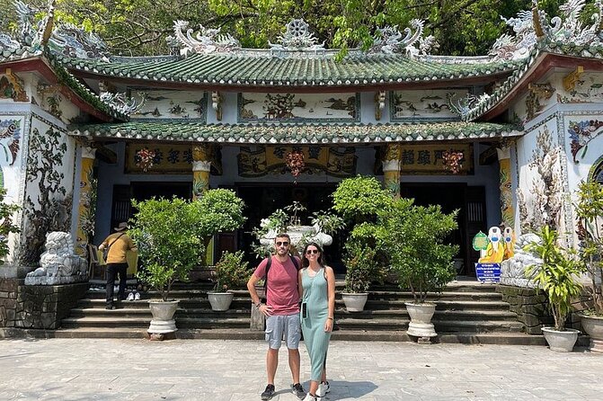Private Car Hue To Hoi An With Sightseeing Stops - Pickup and Drop-off Details