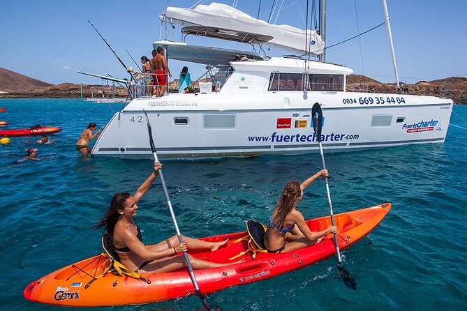 Private Catamaran Trips to Lobos Island in Lagoon 400 - Meeting Point Details