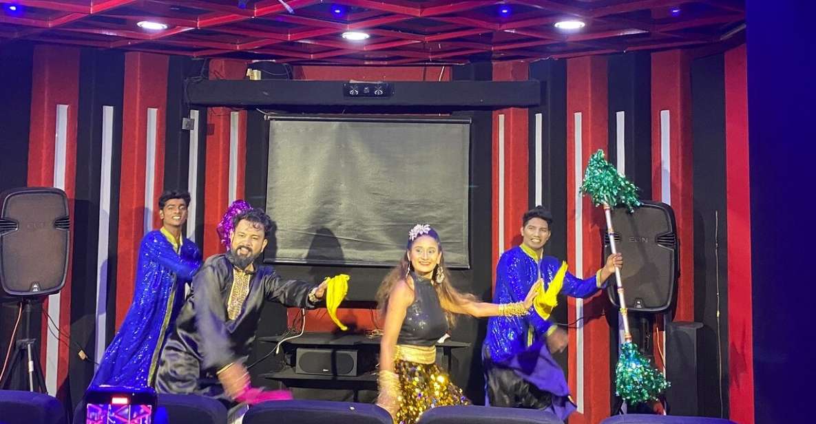 Private Combo Bollywood Studio Tour & Kanheri Cave Tour - Bollywood Studio Tour