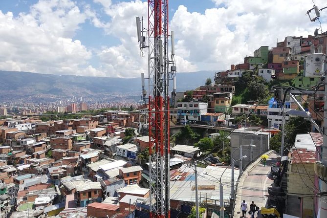 Private Comuna 13 Tour and Cable Car - Tips for Your Visit