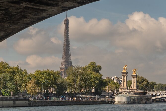 Private Cruise to Discover Paris - Participant Information
