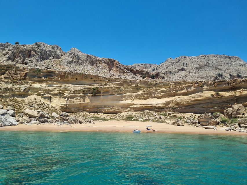 Private Cruise to Lindos - Amenities and Equipment