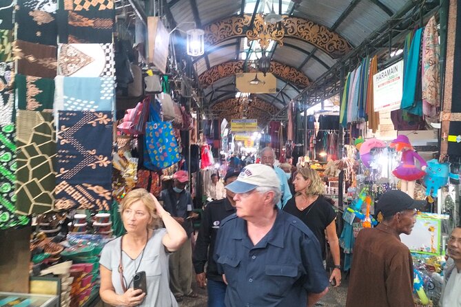 Private Day Tour Surabaya Historiculture - Itinerary and Schedule