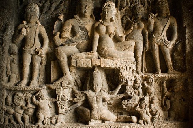 Private Full-Day Mumbai City Tour With Elephanta Caves Excursion - Encounter the Majestic Gateway of India