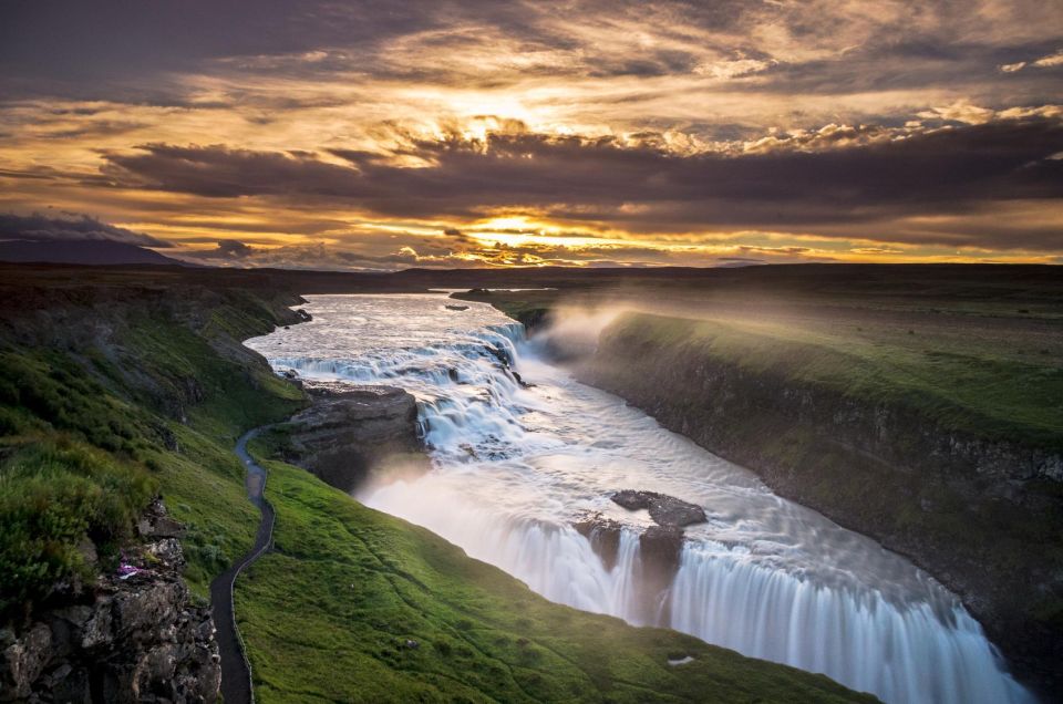 Private Golden Circle With Geysers & Waterfalls - Gullfoss Waterfall Experience