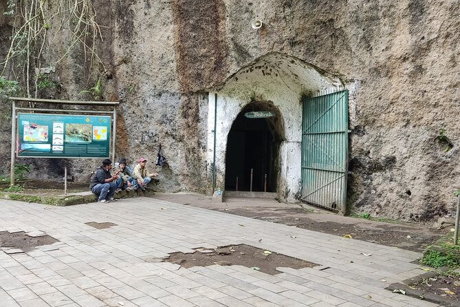 Private Guided Sightseeing Day Tour of Bandung - Pickup and Timing
