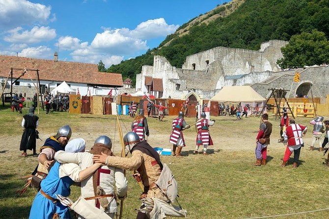 Private Guided Tour to Szentendre & Visegrád Castle (Danube Bend) - Tour Logistics and Important Details