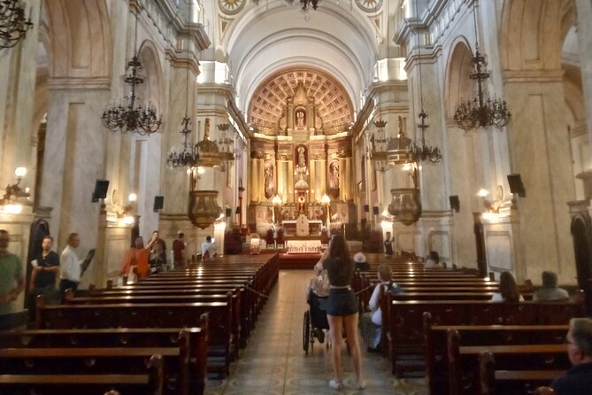 Private Have It Your Way Tour in Montevideo - Meet Your Guides