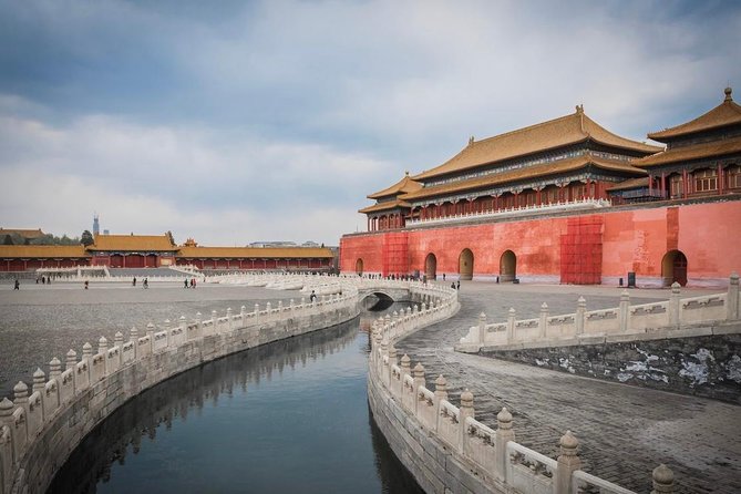 Private Layover Tour to Mutianyu Great Wall and Forbidden City - Exploring the Forbidden City