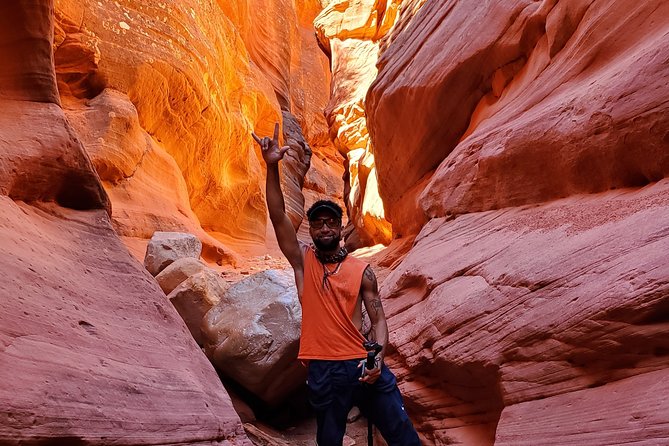 Private Peek-A-Boo Slot Canyon Guided Tours - Booking Process