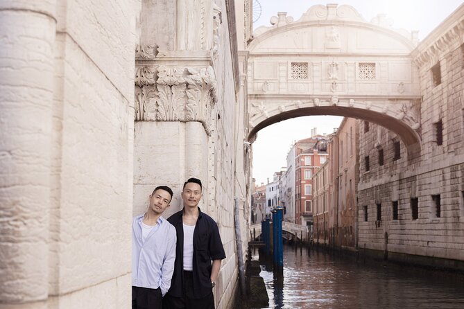 Private Professional Photoshoot Tour in Venice - Popular Backdrops in Venice