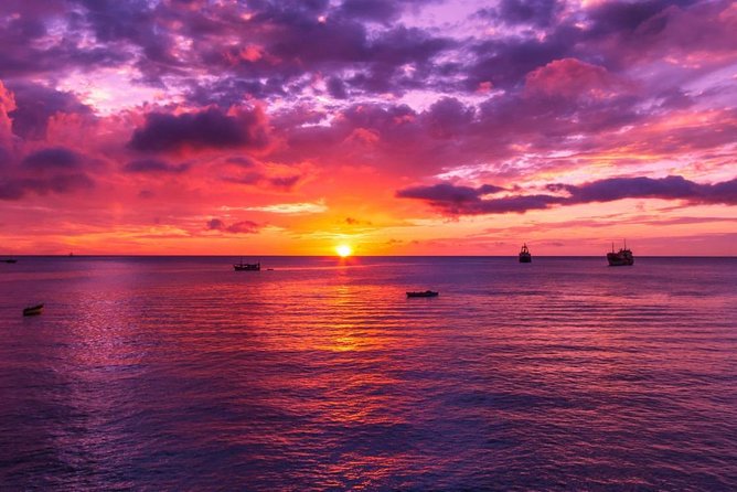 Private & Romantic Sunset Cruise Under Sails - Cruise Inclusions