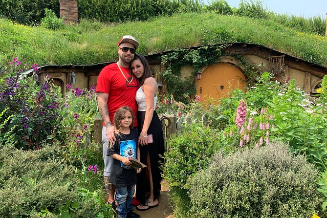 Private Small Group Tour From Auckland to Hobbiton Movie Set. - Schedule and Timing