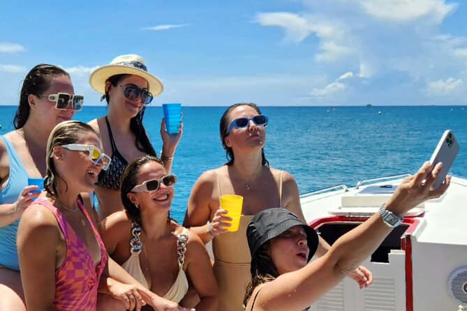 Private Speed Boat Charter in St Maarten - Included Amenities