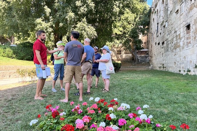 Private Split: Visit Diocletian Palace & Taste Food at the Market - The Vibrant Riva Promenade